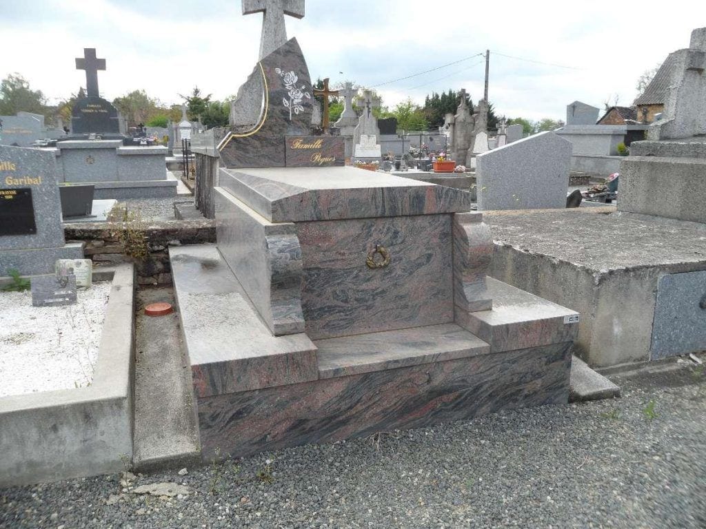 monument-funeraire-gris-rose- monument-funeraire-gris-rose-